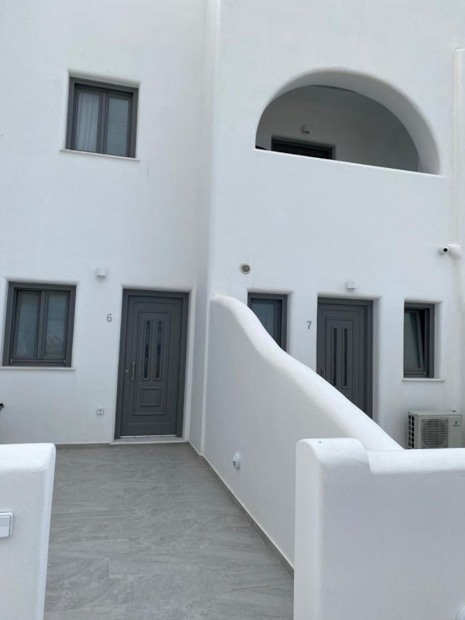Petran Apartment Фира Екстериор снимка